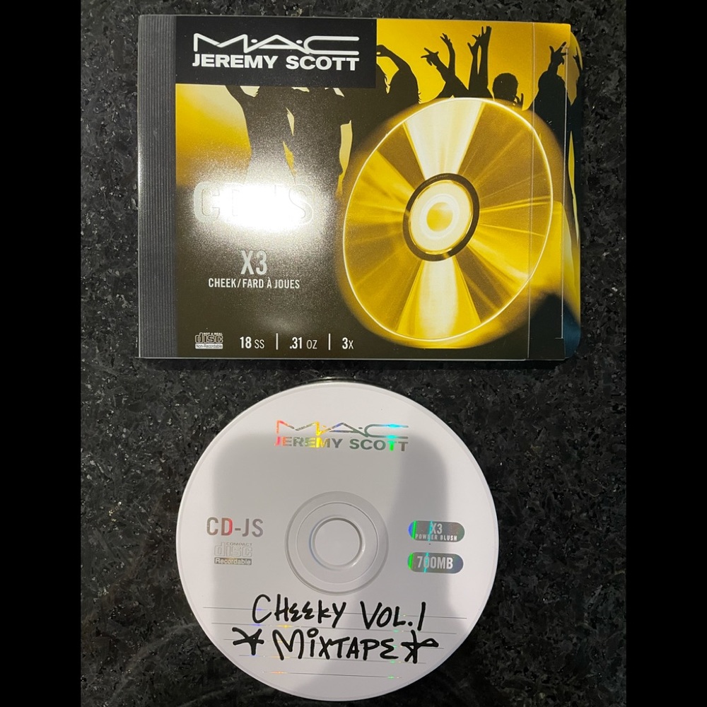 MAC cosmetics powder set